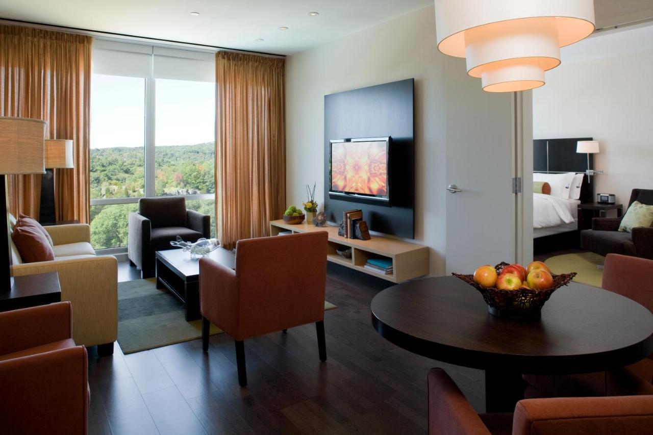 Hotel Indigo Boston - Newton Riverside Buitenkant foto